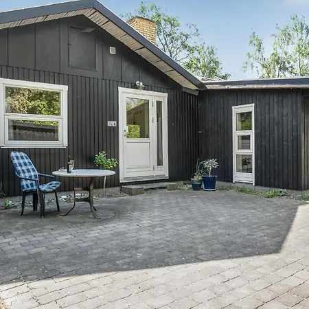 Four-bedroom In * Gedser